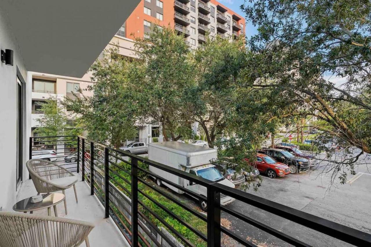 Pretty Rola 204 Upscale Spacious 1B1B Apt W King Bed At Downtown Ft Lauderdale Fort Lauderdale Exteriör bild